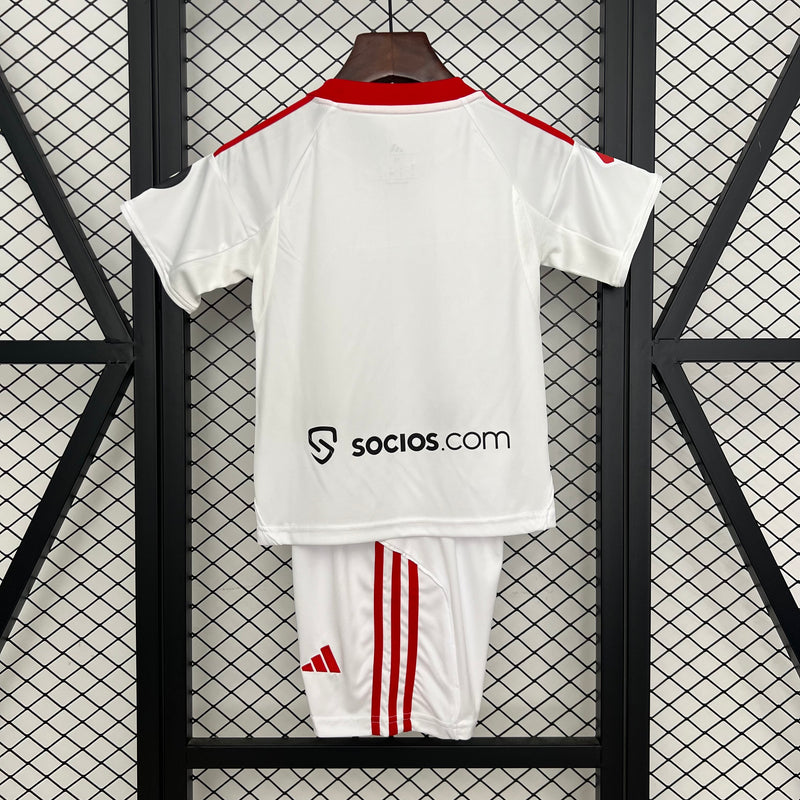 25/26 Kids Sevilla Home Size: 16-2810